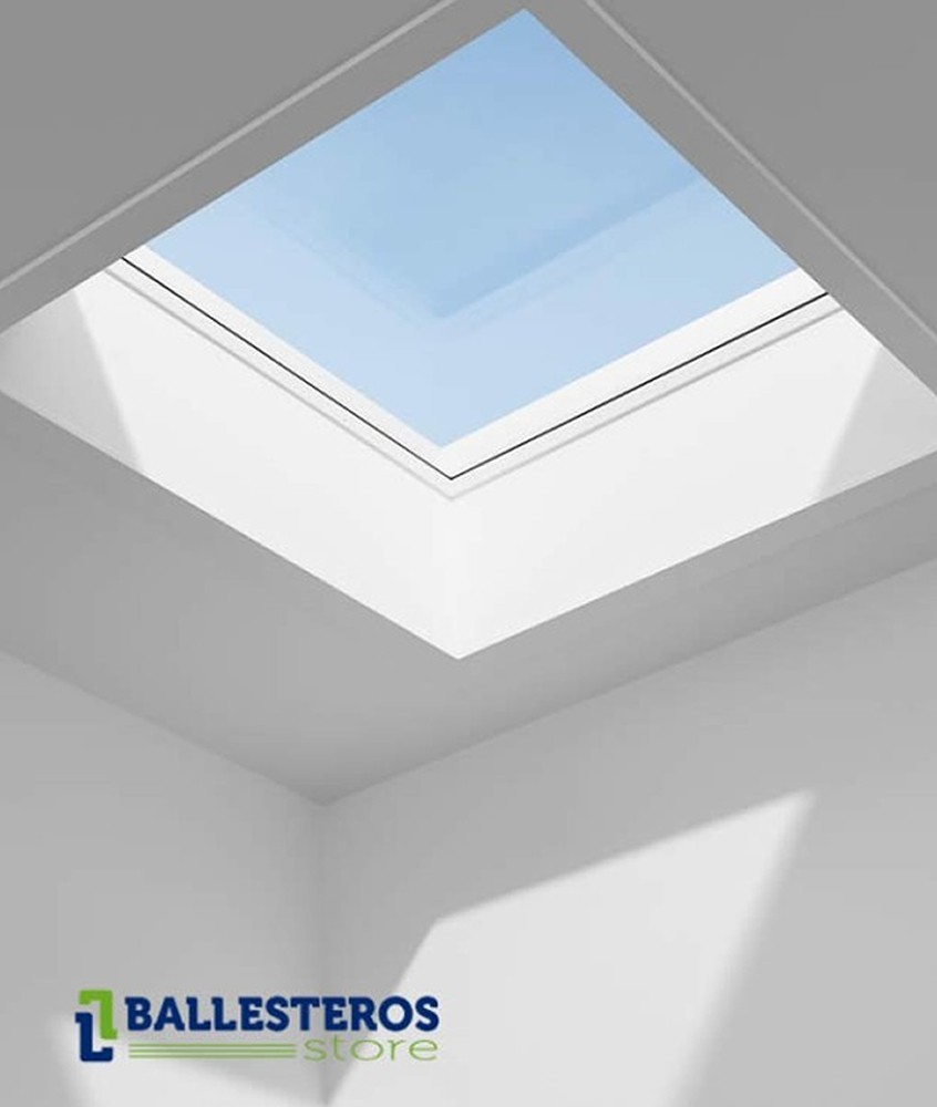 Ventana lucernario para tejado plano con cúpula de vidrio liso VELUX